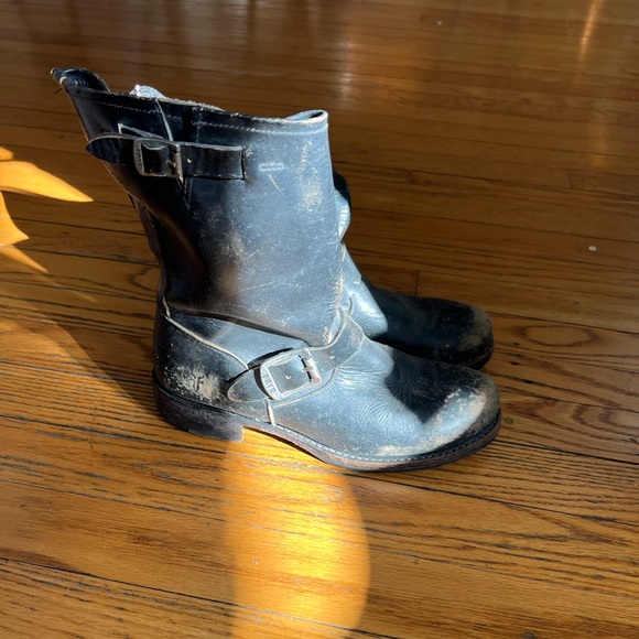 Frye Veronica Boots Leather Engineer Moto Boot Distressed, black Sz 8 - Picture 2 of 7